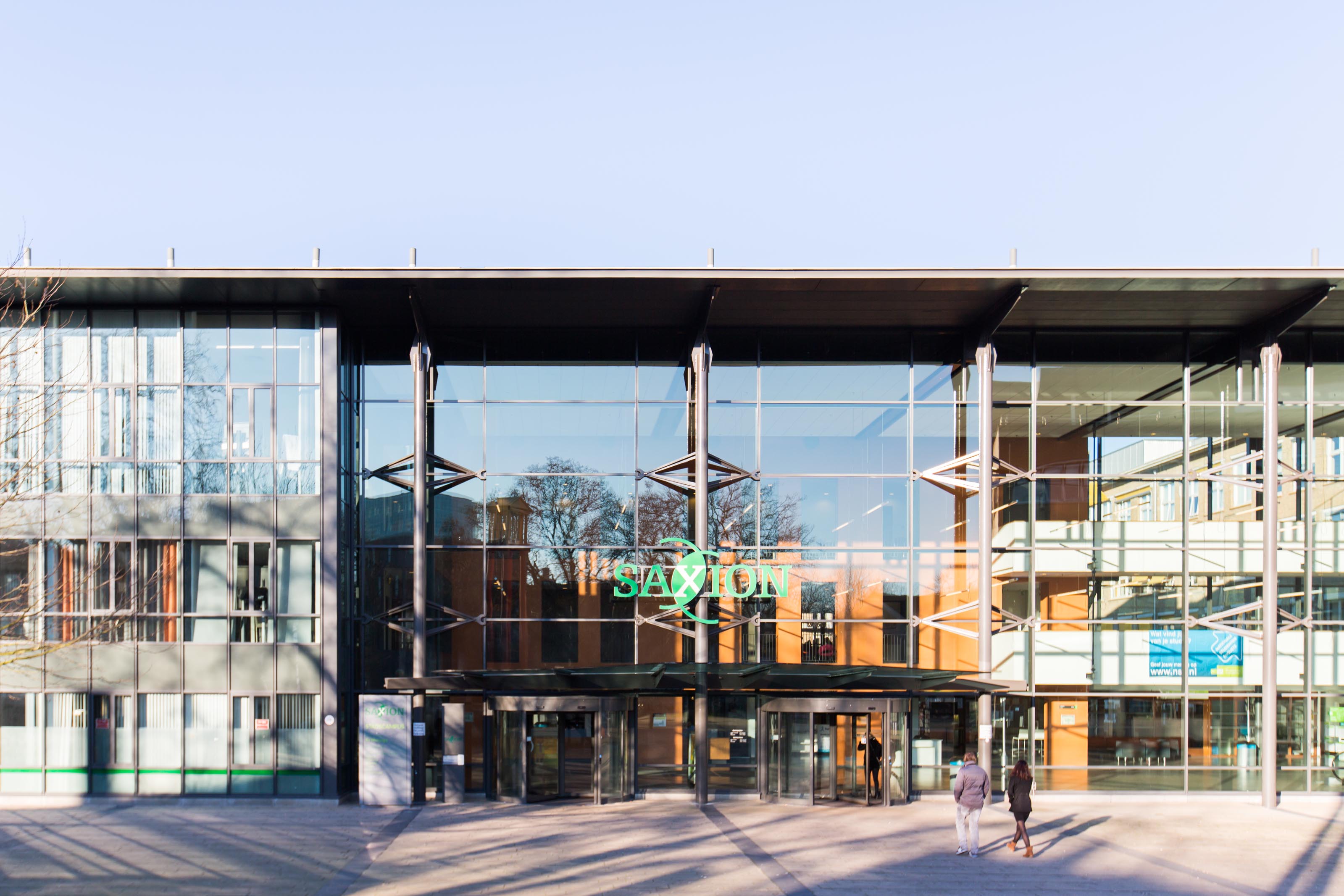 Saxion Hogescholen: Webhosting & Technisch Domeinbeheer